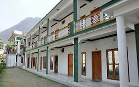 Hotel Divine Palace